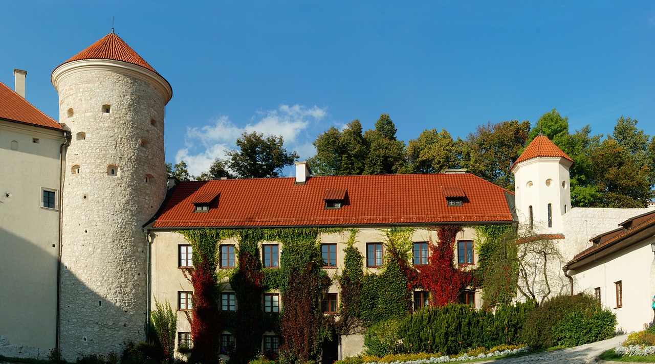 Z rodziną do zamku – zamek w Pieskowej skale – zwiedzanie, informacje dla turystów, adres