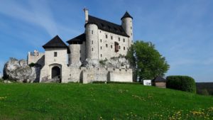 Zamek bez przewodnika. Zamki Bobolice – Mirów i Bobolice legenda