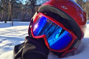 Jak dobrać kask na snowboard? Rozpocznij swoją przygodę ze snowboardem